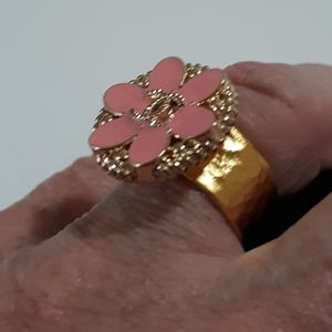 Authentic button ring